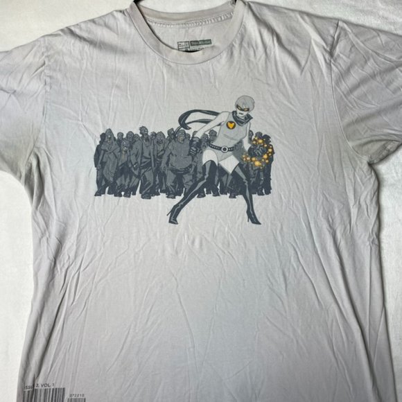 Vintage Threadless shirt - Every Night I Have The Same Dream - by Cliff Jiang & - Picture 1 of 3